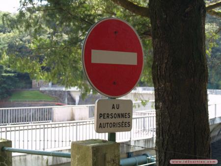 l'administration ..........